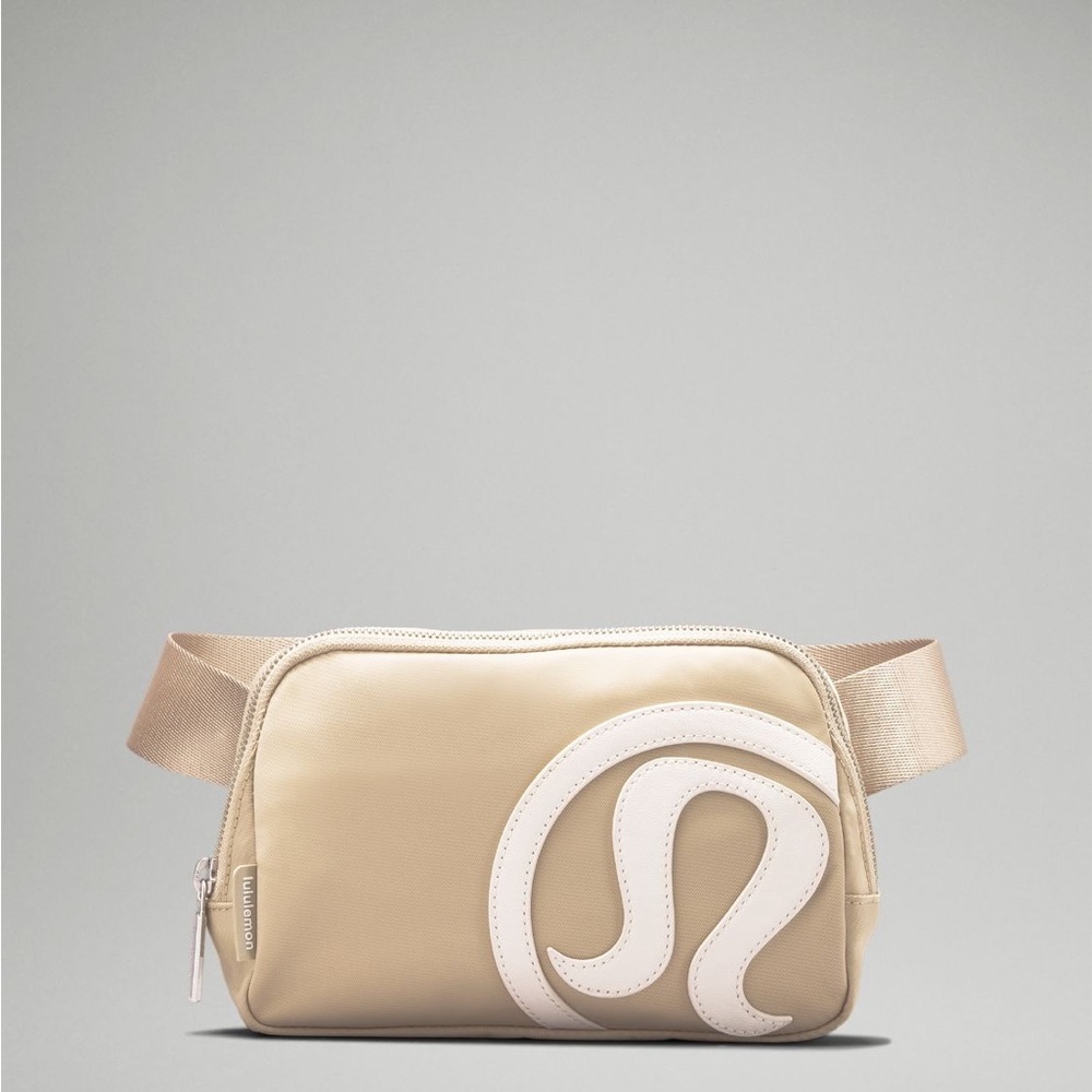 NWT lululemon‎ belt bag trench white opal logo JUST IN SOLD OUT